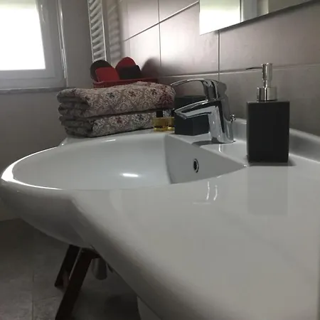 La Casa Di Alice Bed & Breakfast Susa